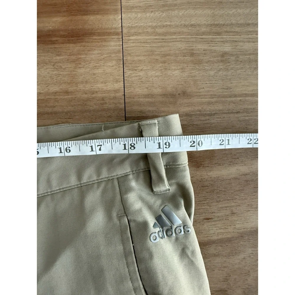 Adidas‎ Golf Shorts Mens 38 Khaki Beige Flat Front Performance Stretch Casual